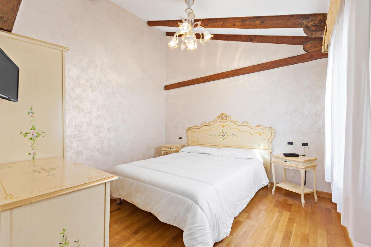 Hotel Malibran Venice Exterior photo
